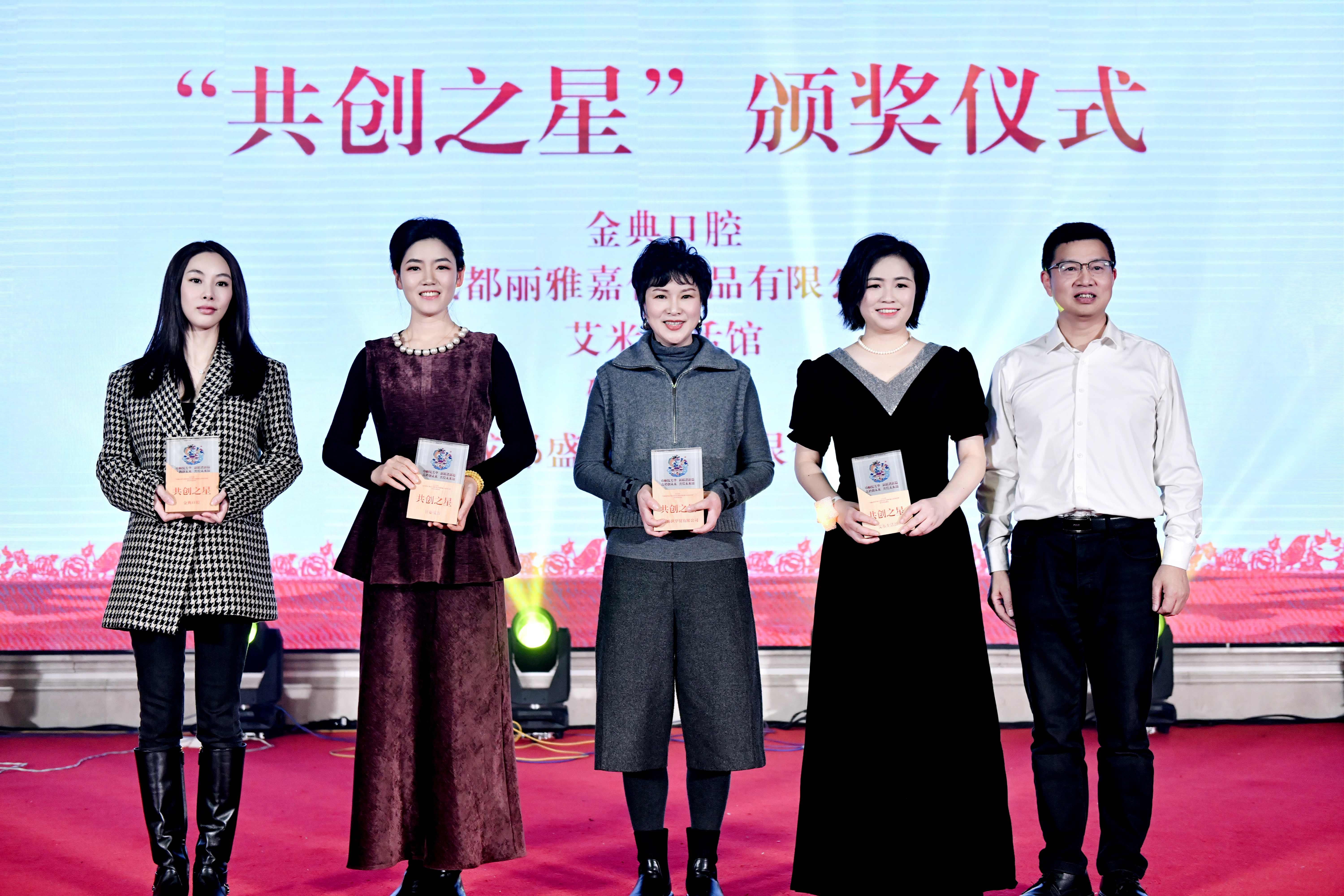 盛世华贸 — 专业礼品供应链服务商